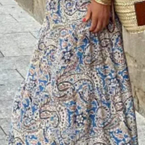 Women's Bohemian Blue Paisley Maxi Dress - Picture 4 of 4